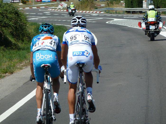 2 ciclistas escapados